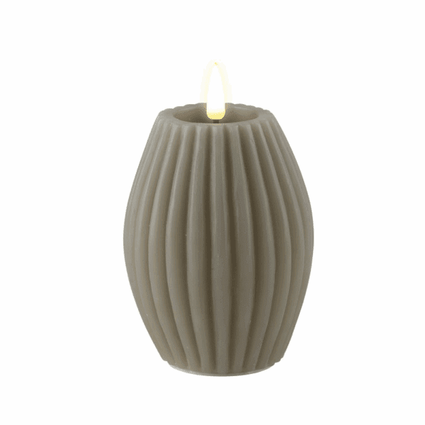 VELA LED DE CERA CON LLAMA REAL 7,5 X 15 CM SAND STRIPE