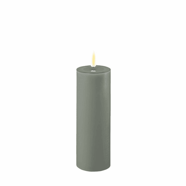VELA LED DE CERA CON LLAMA REAL 5 X 15 CM SALVIE GREEN LISA