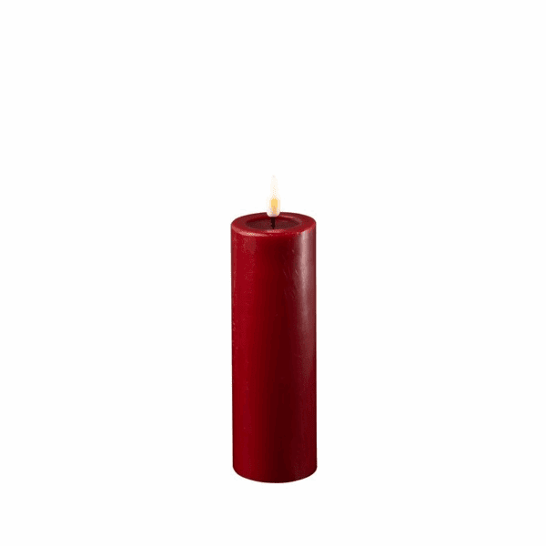 VELA LED DE CERA CON LLAMA REAL 5 X 15 CM BORDEAUX LISA