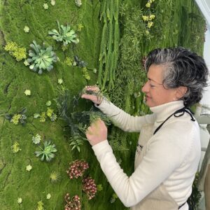 TALLER MONOGRAFICO JARDINES VERTICALES CON PLANTAS ARTIFICALES DE CALIDAD